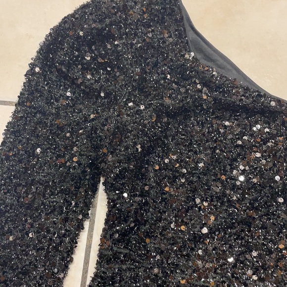 Dress - Picture 3 of 4